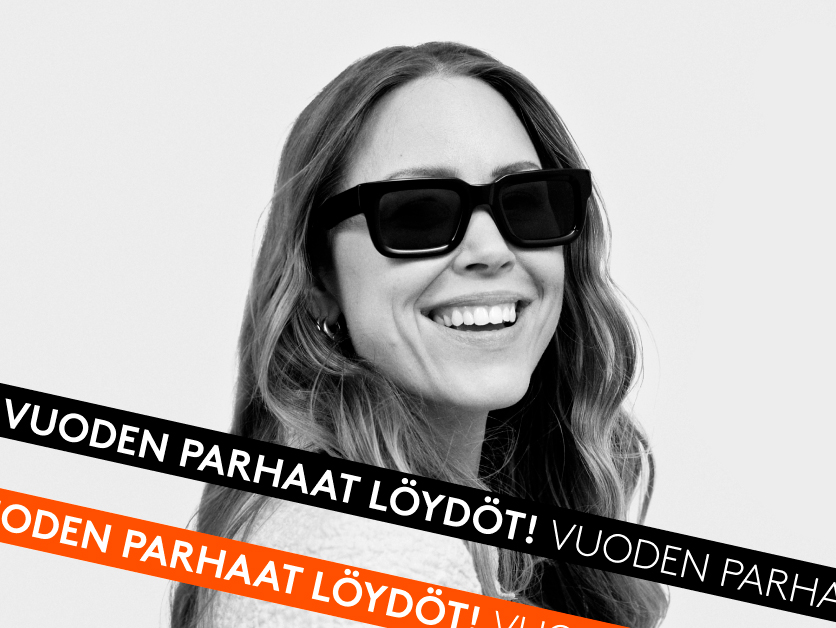 Nainen aurinkolaseissa